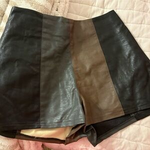 Le Lis Dark Leather Shorts